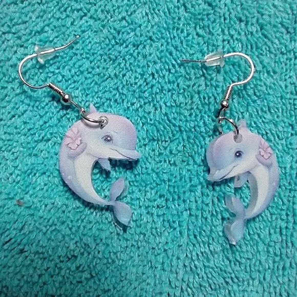 Cute dolphin wire dangle earrings purple blue - Picture 3 of 3